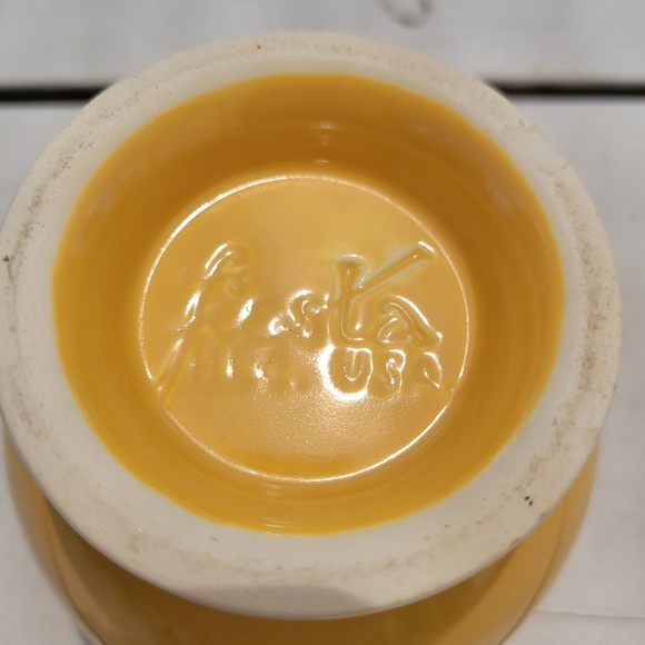 Vintage Fiesta Yellow Marmalade (?) Bowl (no lid) - Picture 5 of 13